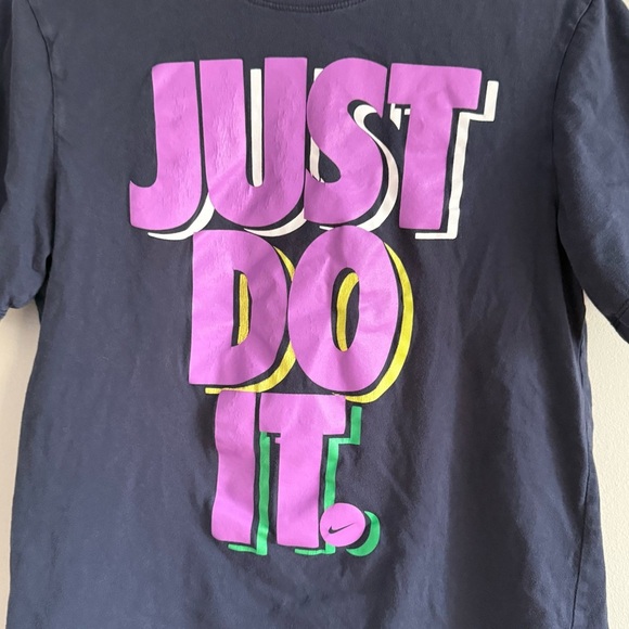 Nike t shirt - Picture 2 of 4